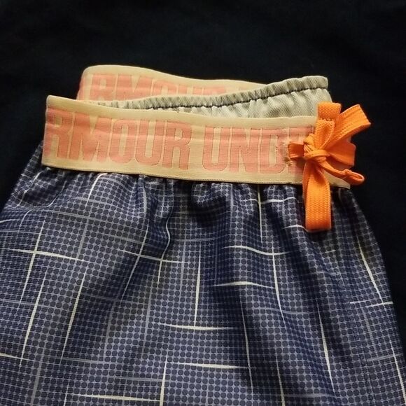 under armour play up shorts - Picture 3 of 6